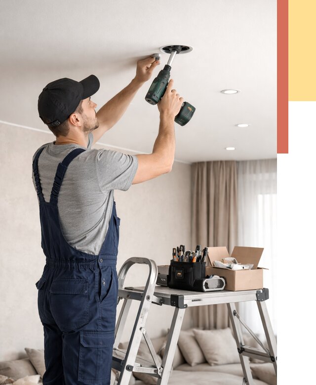 Установка и монтаж точечных светильников в натяжной потолок в Смоленске от 1846 руб. | ОТДЕЛОЧНИК-Смл